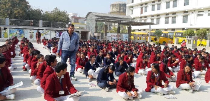 noida news noida news