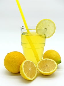 lemon helps in weight loss