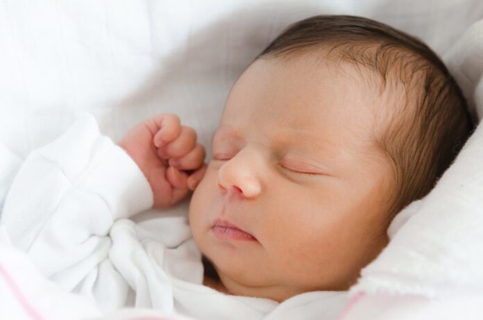Children born from July 1 to July 7 will receive a Green Gold Certificate and a plant.