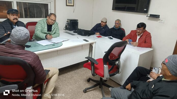 DDRWA Federation office-bearers raise concerns over the impact of voter verification and SIR survey duties on school education and civic services, urging the Election Commission to appoint a dedicated agency for the work. DDRWA Federation office-bearers raise concerns over the impact of voter verification and SIR survey duties on school education and civic services, urging the Election Commission to appoint a dedicated agency for the work.