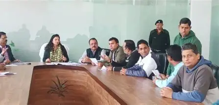 टीम नेफोवा की बैठक में क्षेत्र की ज्वलंत समस्याओं पर गंभीर चर्चा