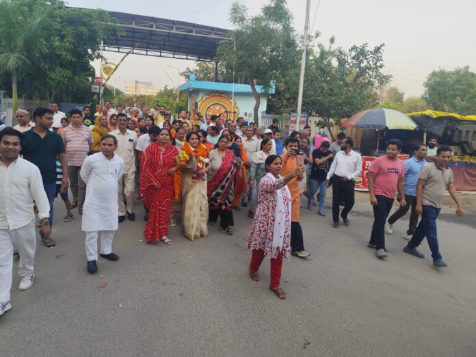 Greater Noida West Woman Cracks PCS, Secures Rank 62