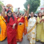 Devotees participate in the grand Pran Pratishtha ceremony of Shiv Parivar idols at Shri Kalyan Sundaram Shiv Mandir in Sector-105, Noida, amid chants of “Har Har Mahadev” and spiritual fervour.