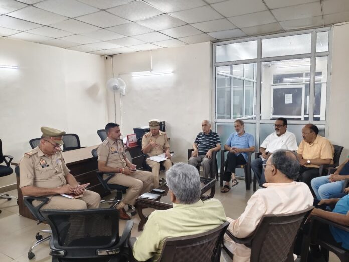 ACP Jitendra Kumar Singh interacted with RWA and AOA representatives at Gaur City 6th Avenue, discussing security, women's safety, cybercrime prevention and stronger police-resident coordination.