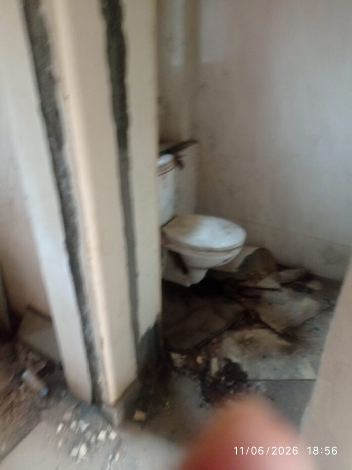 Vacant restaurant spaces and deteriorating facilities at Master Green Park in Sector 117 have sparked concerns among residents.