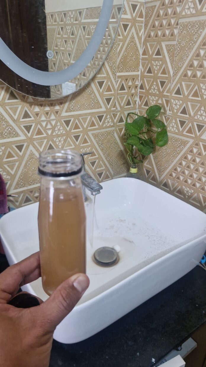 Residents raise concerns over the quality of water flowing from kitchen taps, seeking immediate testing of the supply and transparency over tanker water charges and quality.