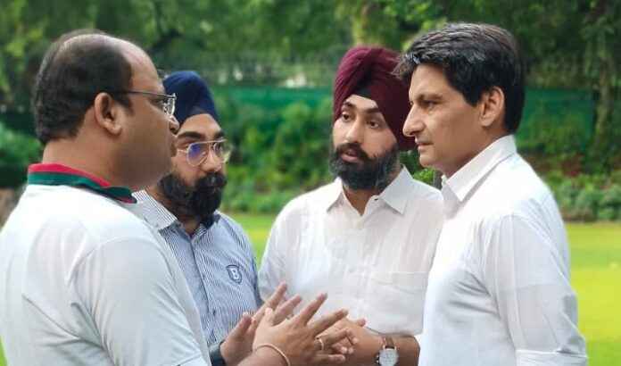 Media strategist and NHRF President Nikhil Singhal with senior Congress leaders Deepender Singh Hooda and Bhupinder Singh Hooda during a meeting in New Delhi to discuss media outreach, digital communication and public engagement strategies. Media strategist and NHRF President Nikhil Singhal with senior Congress leaders Deepender Singh Hooda and Bhupinder Singh Hooda during a meeting in New Delhi to discuss media outreach, digital communication and public engagement strategies.