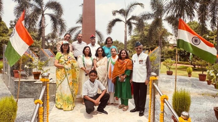 Families of 45 martyrs from Gautam Buddh Nagar pay floral tribute at Shaheed Smarak, Noida, on the occasion of the 80th Independence Day.