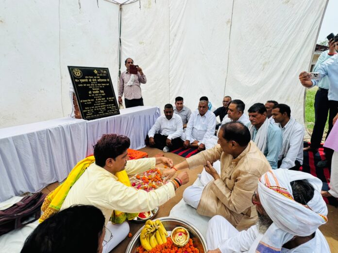 Dadri MLA Tejpal Singh Nagar lays the foundation stone for development works at two prominent religious sites in the constituency.