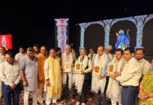 DD RWA Federation representatives with members of the Shri Dharmik Ramlila Committee during the Ramleela celebrations at Ramlila Maidan, Sector Pi, Aichhar, Greater Noida, on October 16, 2026.