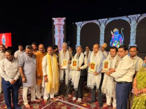 DD RWA Federation representatives with members of the Shri Dharmik Ramlila Committee during the Ramleela celebrations at Ramlila Maidan, Sector Pi, Aichhar, Greater Noida, on October 16, 2026.