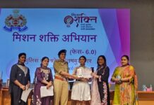 Gautam Buddh Nagar Police officials felicitate women and girls for their contributions to education, social support and self-reliance during a Mission Shakti 6.0 ceremony at the Police Commissionerate auditorium in Sector 108.