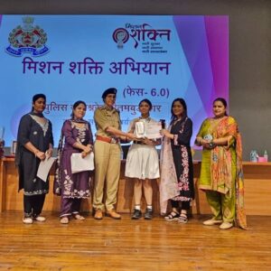 Gautam Buddh Nagar Police officials felicitate women and girls for their contributions to education, social support and self-reliance during a Mission Shakti 6.0 ceremony at the Police Commissionerate auditorium in Sector 108.
