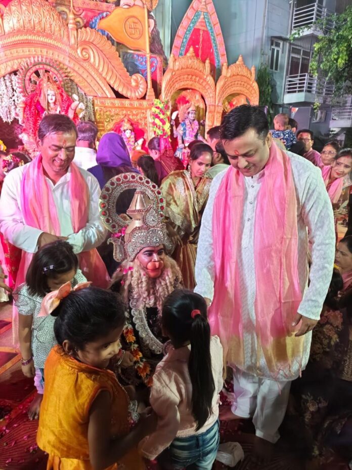 Devotees immerse themselves in bhakti during the grand Mata Jagran organised at Lotus Villa Society on October 17, featuring devotional bhajans, religious tableaux and an all-night celebration of faith and togetherness.