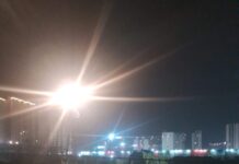 Lighting Arrangements Made For Durga Visarjan, But Questions Remain Over Safety And Sanitation at the Site